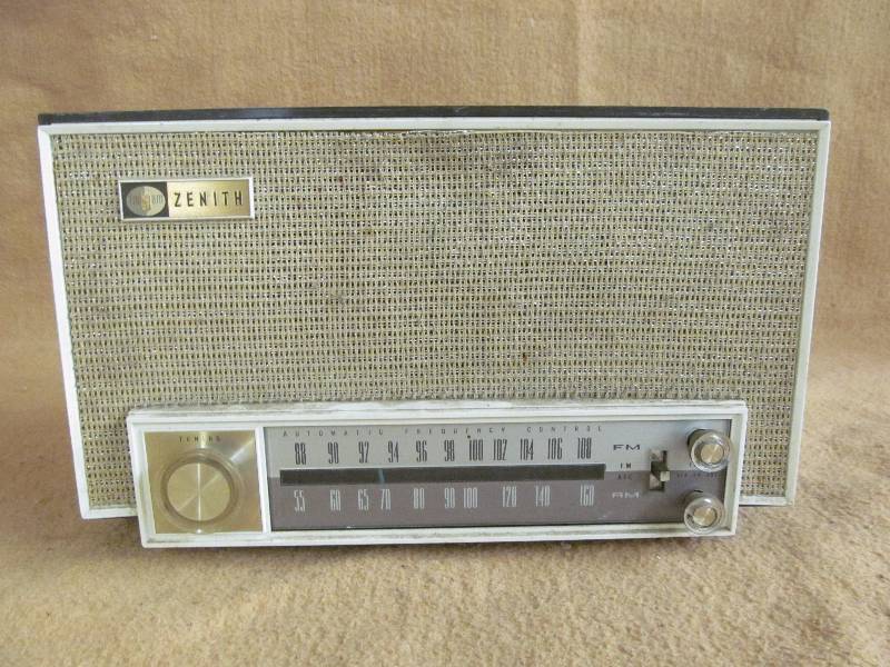 Zenith Radio