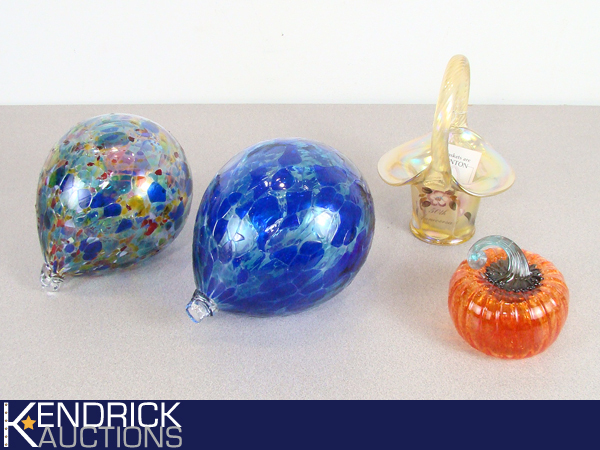 Lot of 4 Pieces of Art Glass