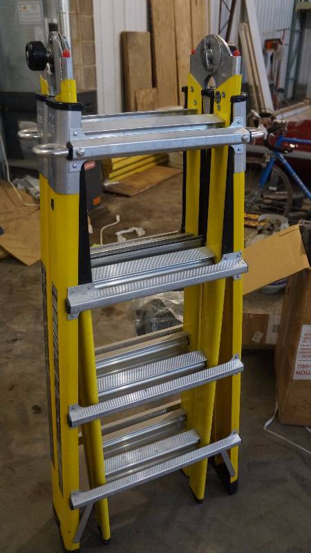 lot 43 image: Little Giant 9 - 15 Extension Super Strong Commercial Grade Fiberglass Ladder