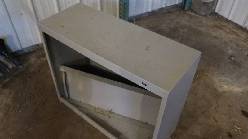 lot 54 image: Gray Metal Office Shelf