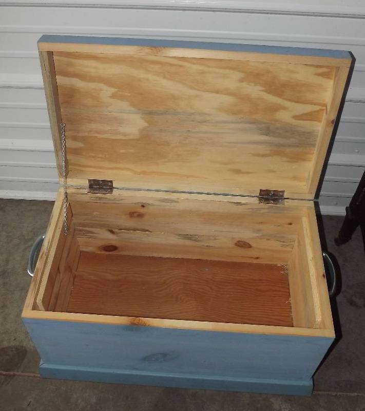 lot 2 image: Toy Chest or Halloween Baby Coffin