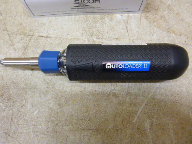 lot 13 image: Autoloader 6 in 1 Multi-Bit Screwdriver