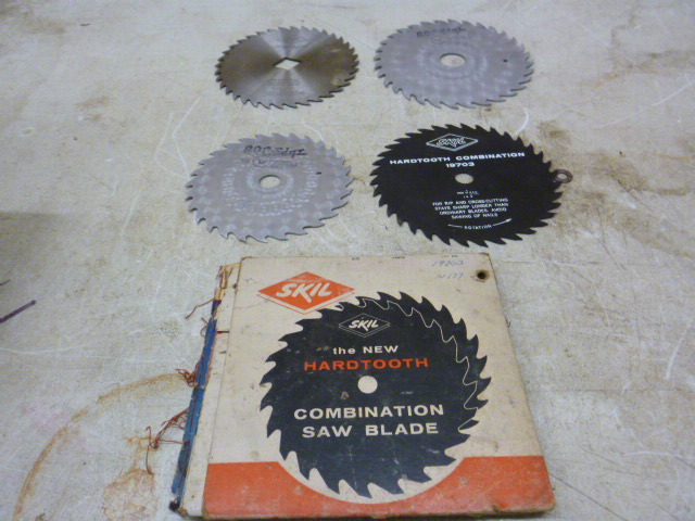 lot 14 image: 4 Miscellaneous Saw Blades