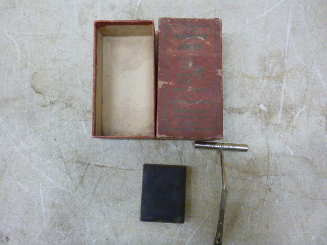 lot 20 image: Vintage Warner-Jones Razor Blade Tool