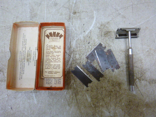 lot 23 image: Vintage Christy Safety Razor Pilot Model