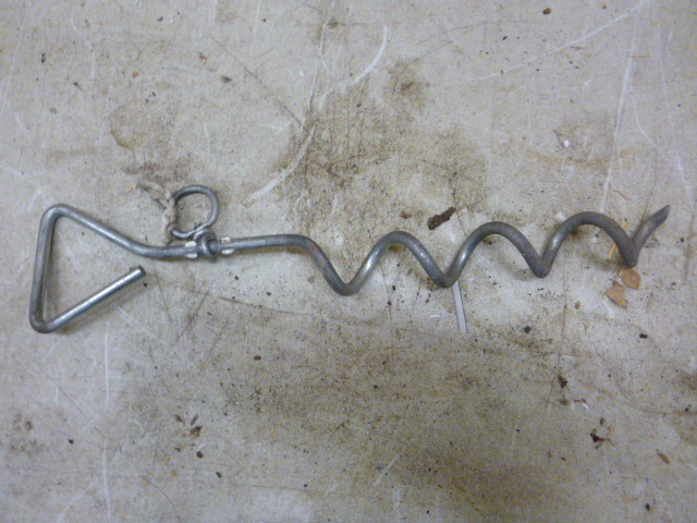 lot 31 image: Pet Tie Out Hook