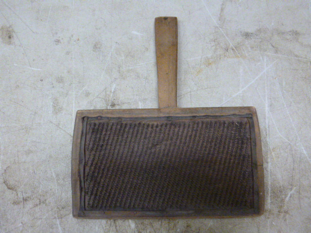 lot 36 image: Vintage Carpet Rake