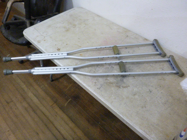 lot 57 image: Medline Aluminum Crutches