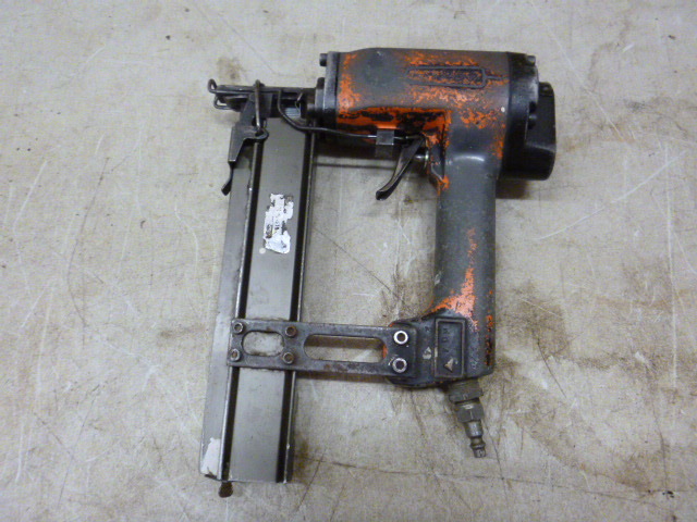 lot 63 image: Spotnails Finish Nail Gun