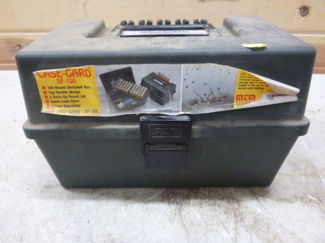 lot 79 image: Case-Gard SF100 20 Gauge Shell Case