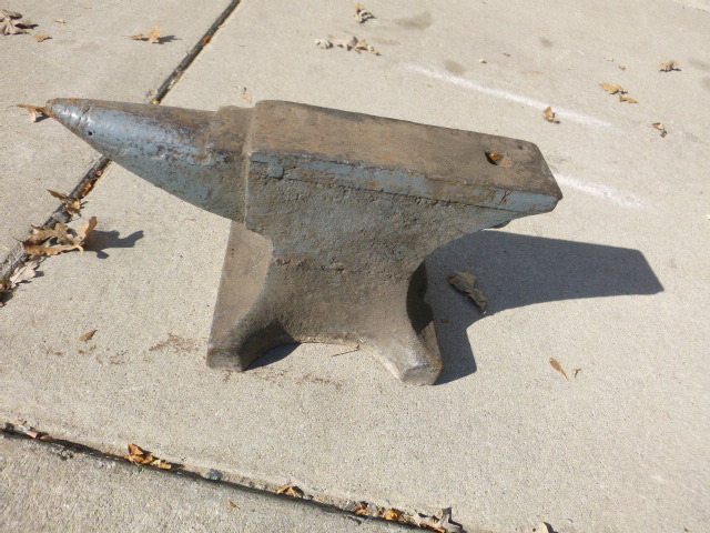 lot 91 image: Large Anvil