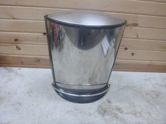 lot 94 image: Hailo Step Stainless Steel Garbage Can