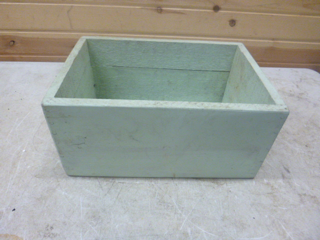 lot 167 image: Wood Crate