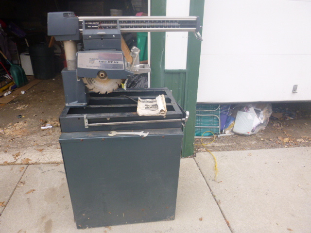 lot 174 image: Wards Power-Kraft 10 Radial Arm Saw