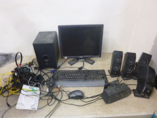 lot 184 image: Miscellaneous Computer Items