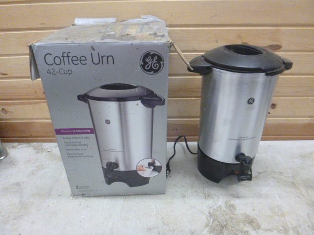 lot 191 image: GE 42 Cup Coffee Urn
