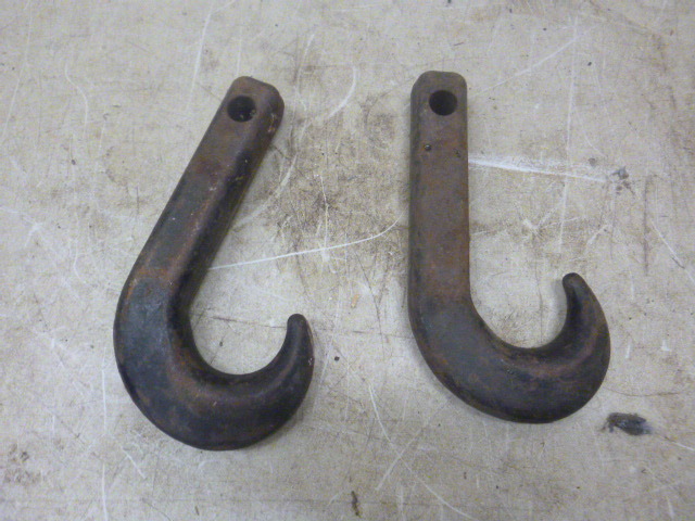 lot 196 image: 2 Heavy 10 Hooks