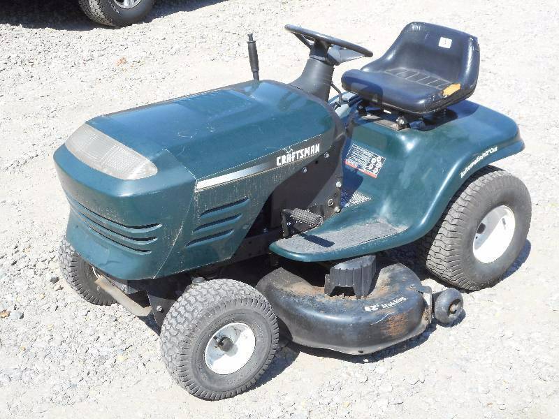 lot 19 image: Craftsman Automatic Riding Lawn Tra...