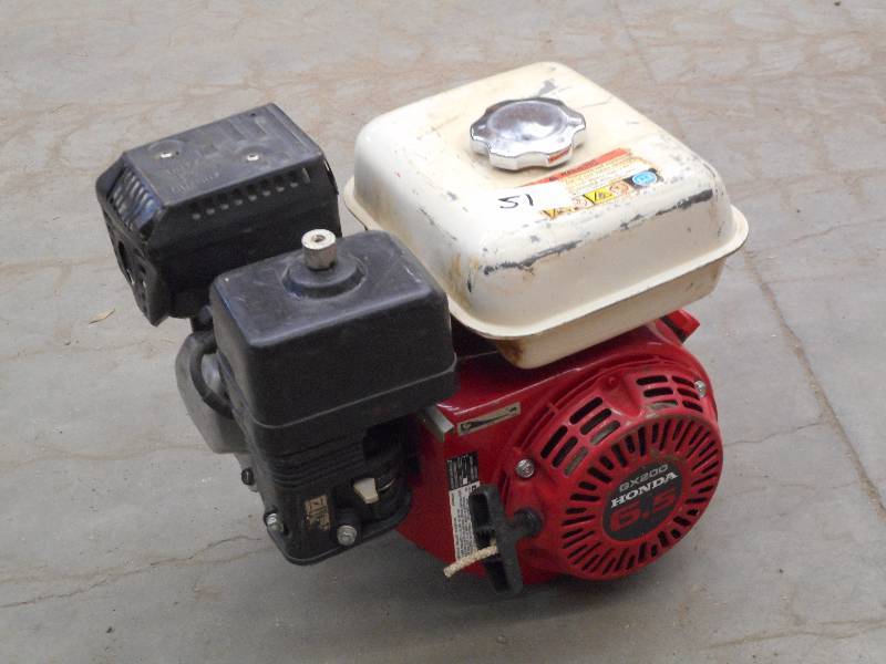 lot 51 image: Honda GX200 6.5HP Motor, For Parts...