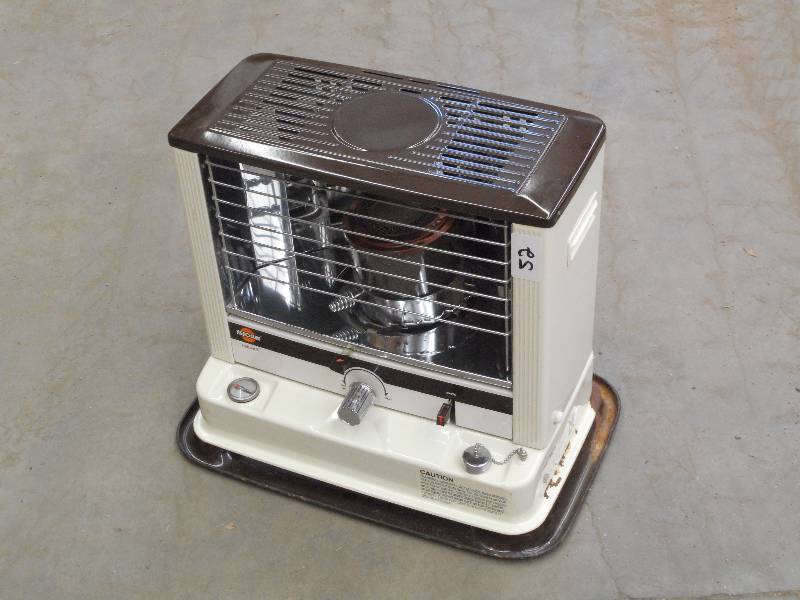 lot 52 image: Kero-Sun Radiant 8 Kerosene Space H...