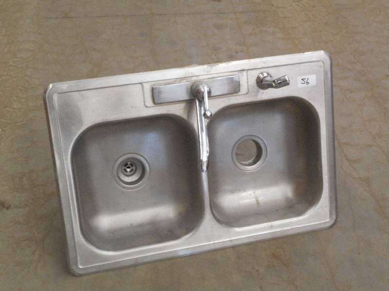 lot 56 image: Double Dowl Stainless Sink With Fau...
