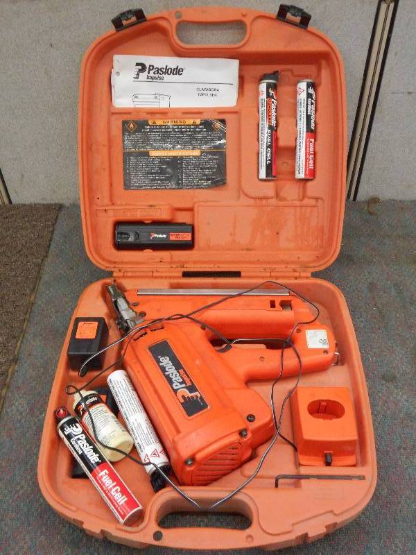 lot 70 image: Paslode Impulse Framing Nailer Set ...