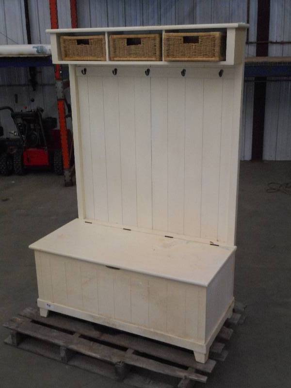 lot 95 image: Wooden Entryway Coat Rack With Stor...