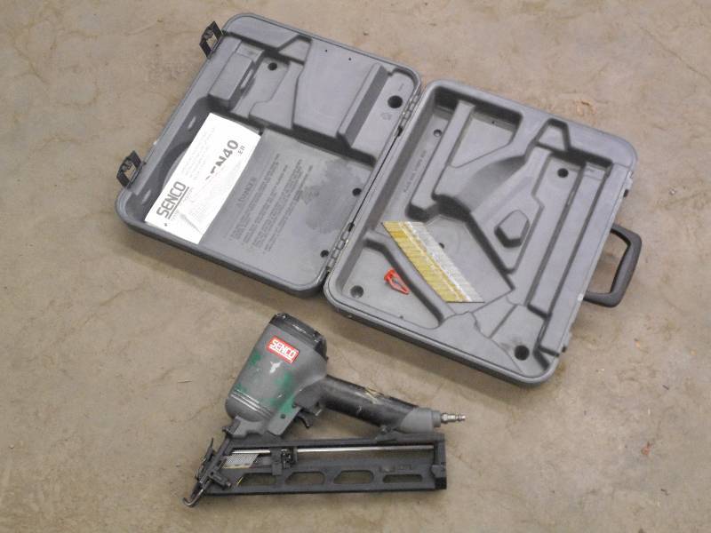 lot 115 image: Senco Pneumatic Finish Nailer With ...