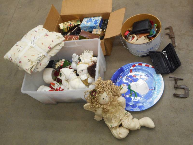 lot 117 image: Lot Of Misc Holiday Dcor, Box Of ...