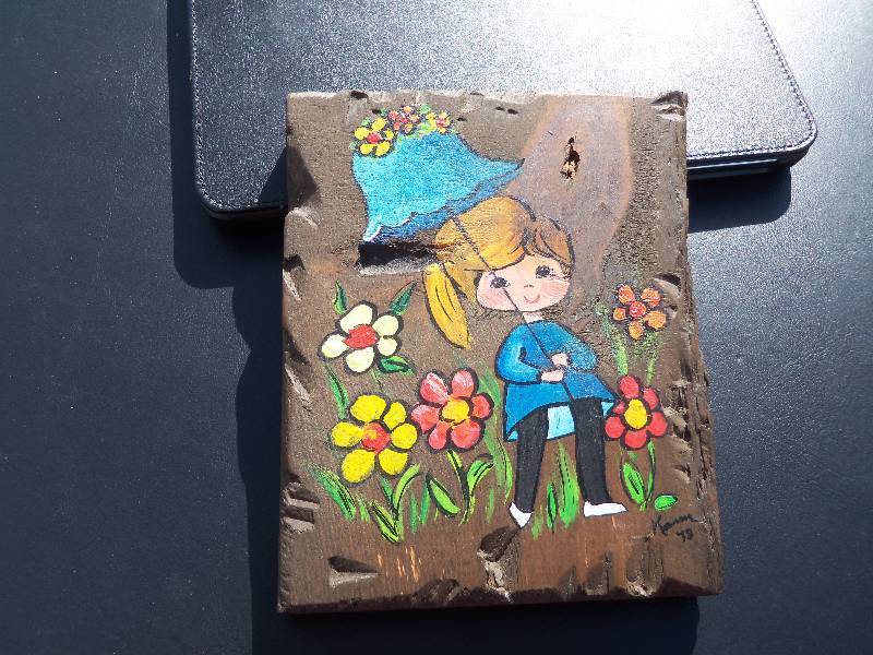lot 12 image: hand-painted folk art