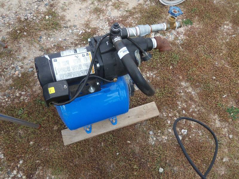 lot 61 image: Flotec water pump