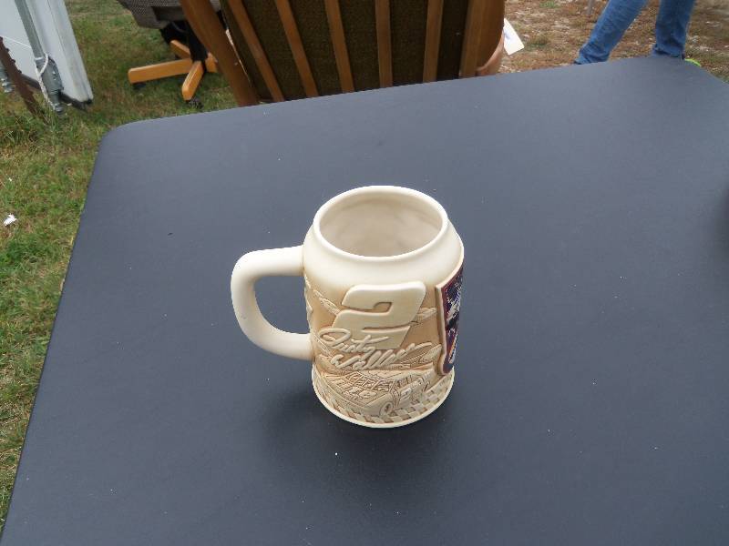 lot 69 image: Rusty Wallace beer stein