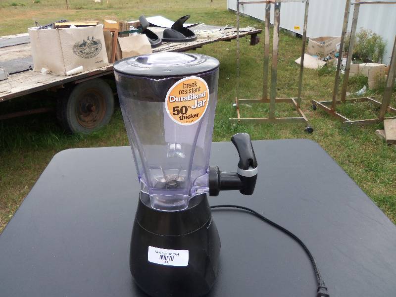 lot 84 image: blender