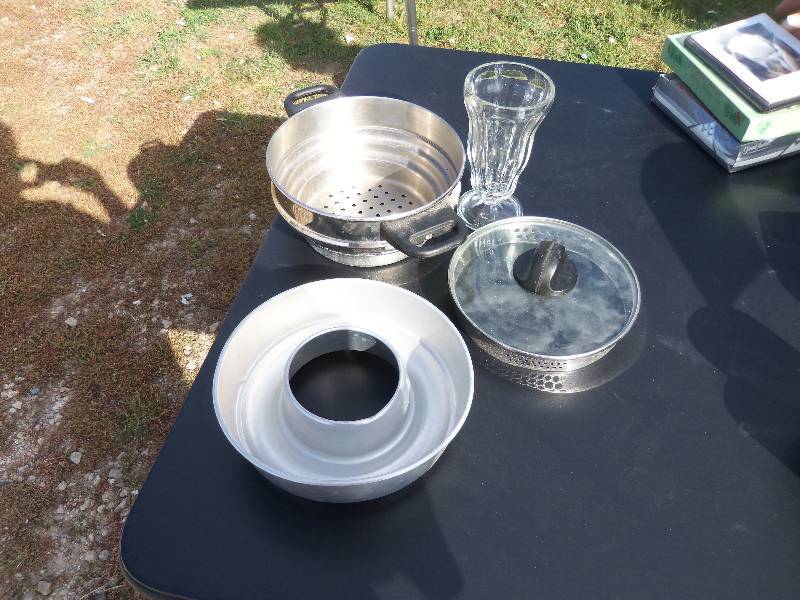 lot 117 image: Miscellaneous Kitchenware