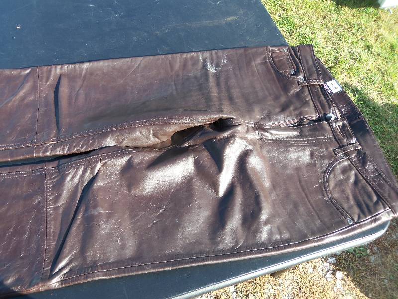 lot 133 image: Brown Leather Pants