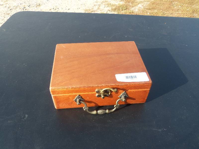 lot 171 image: Shut the Box Game