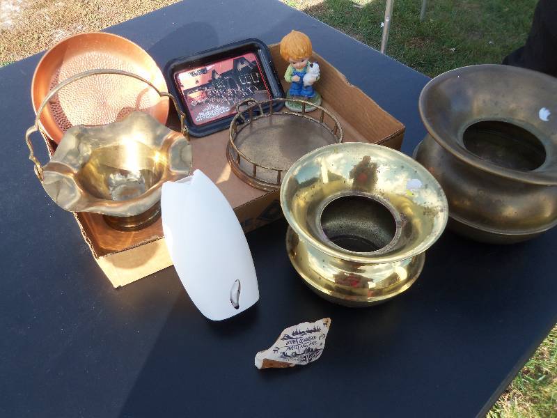 lot 177 image: Brass Item Lot