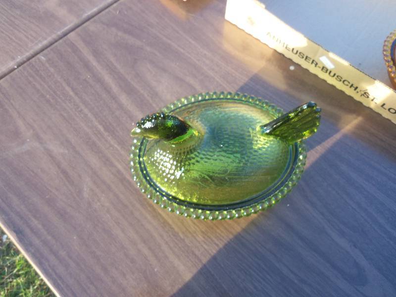 lot 226 image: Candy Dish