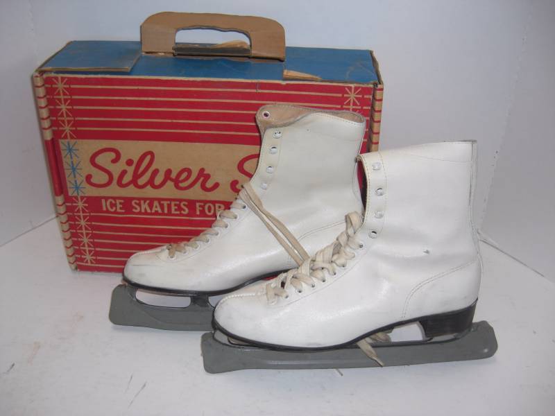 2 Pair Old Ice Skates
