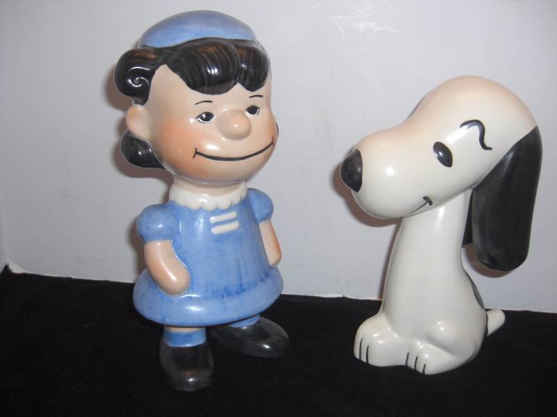 Peanuts Snoopy, Lucy, Linus Figures & old Coloring Book