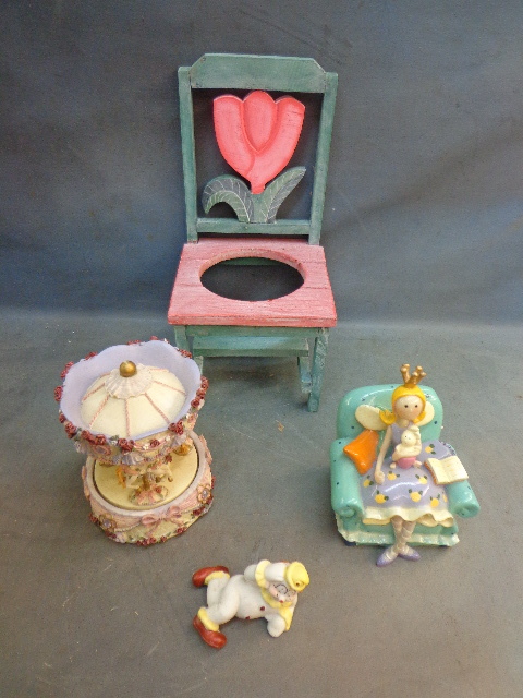 Music Carousel and Nick Nacks