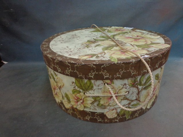 Ladies Hat Box