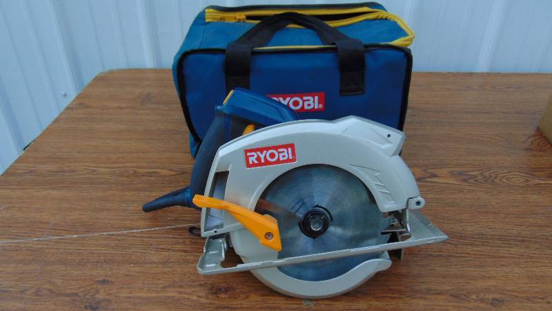 Ryobi Skill Saw w Light & Lazer