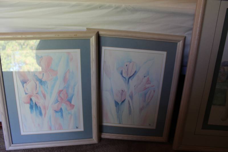 Lot of (3) Decorative Prints wWooden Frames.