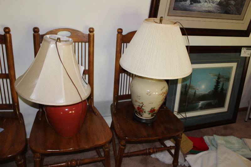 Lot of (2) Lamps wShades.