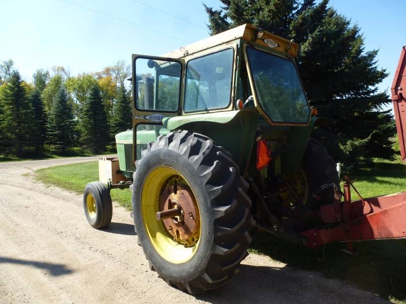 John Deere 4320 Diesel Tractor
