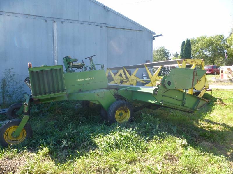 John Deere 800 Wind rower
