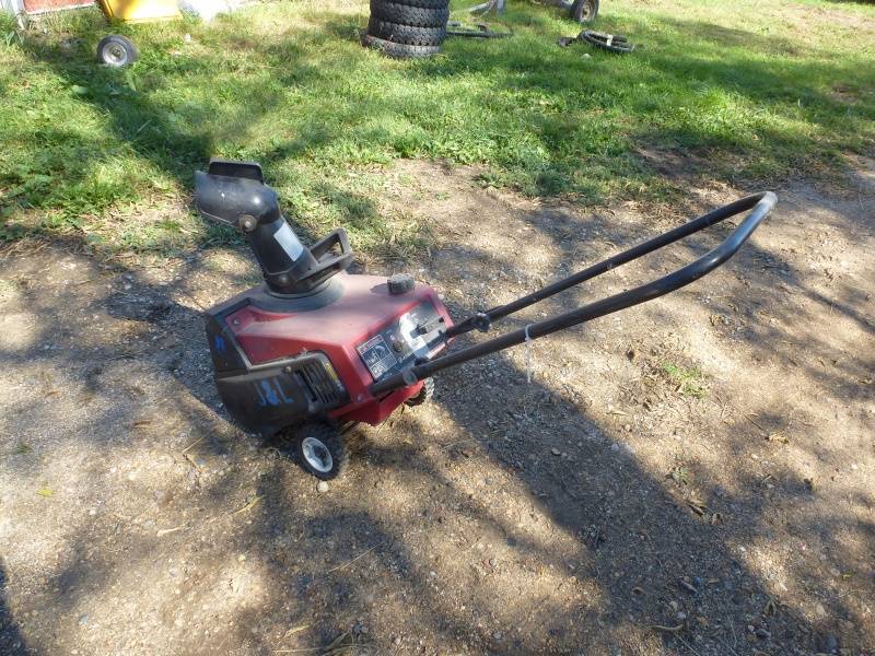 Chwilt snow thrower