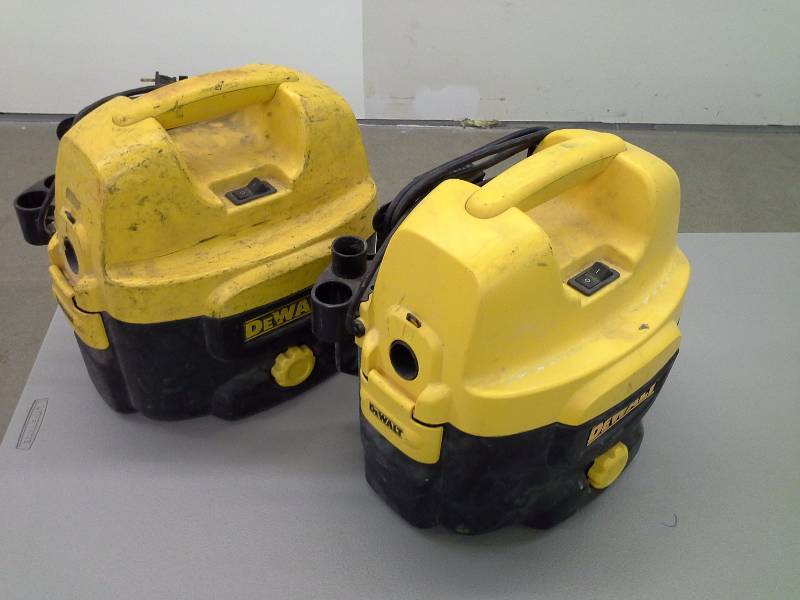 lot 12 image: DeWalt DC500 Heavy Duty 2 Gallon CordlessCorded WetDry Vacuum (2)