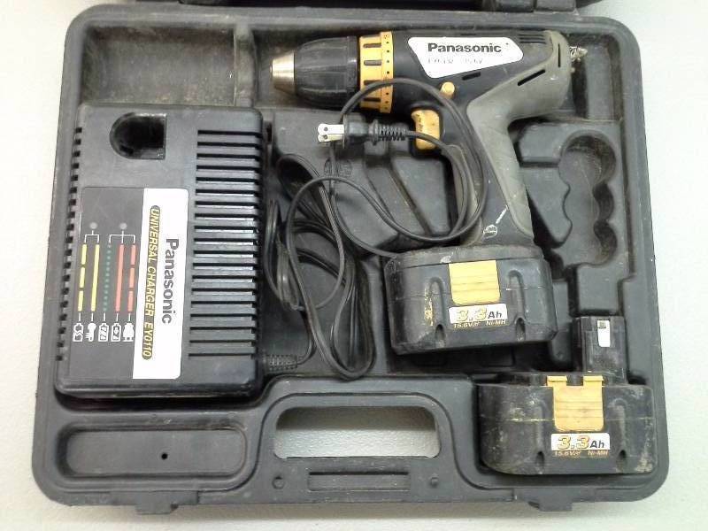 lot 26 image: Panasonic EY6432 Cordless Drill (1)